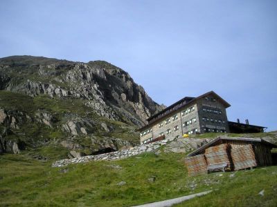 016-Die Dresdner Huette mit Egesengrat